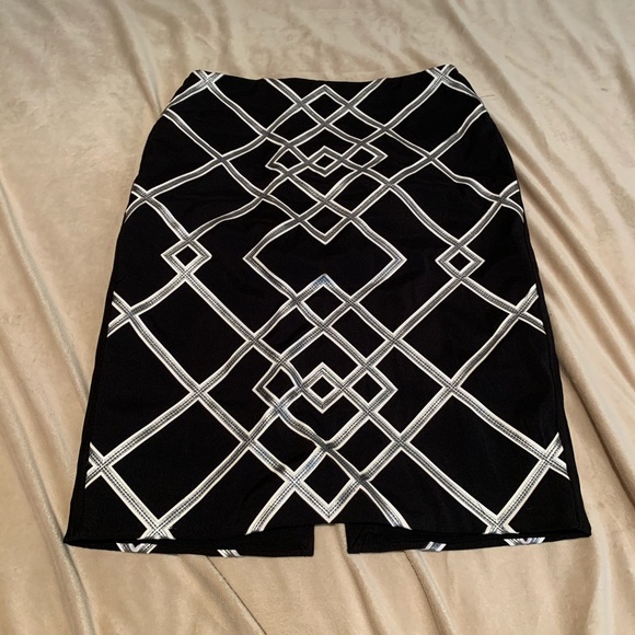 WHBM Black Pencil Skirt with Faux Leather Details - Picture 2 of 4